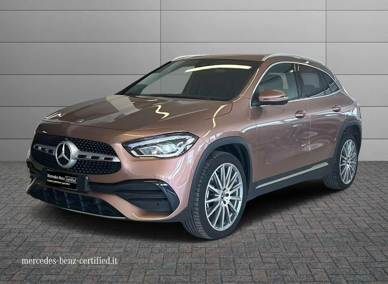 Photo 1 : Mercedes-benz Classe Gla 2023 Hybride