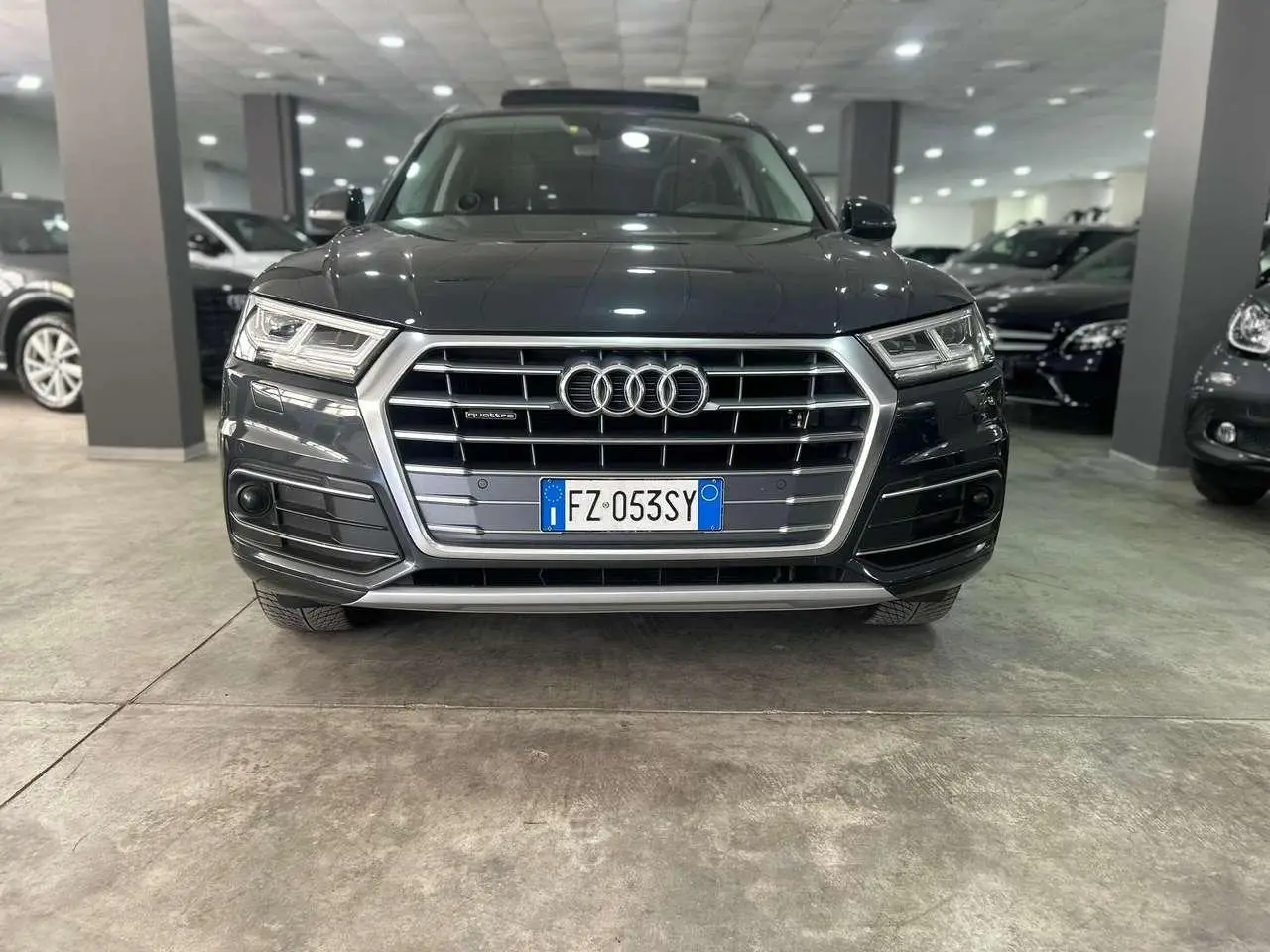 Photo 1 : Audi Q5 2019 Diesel