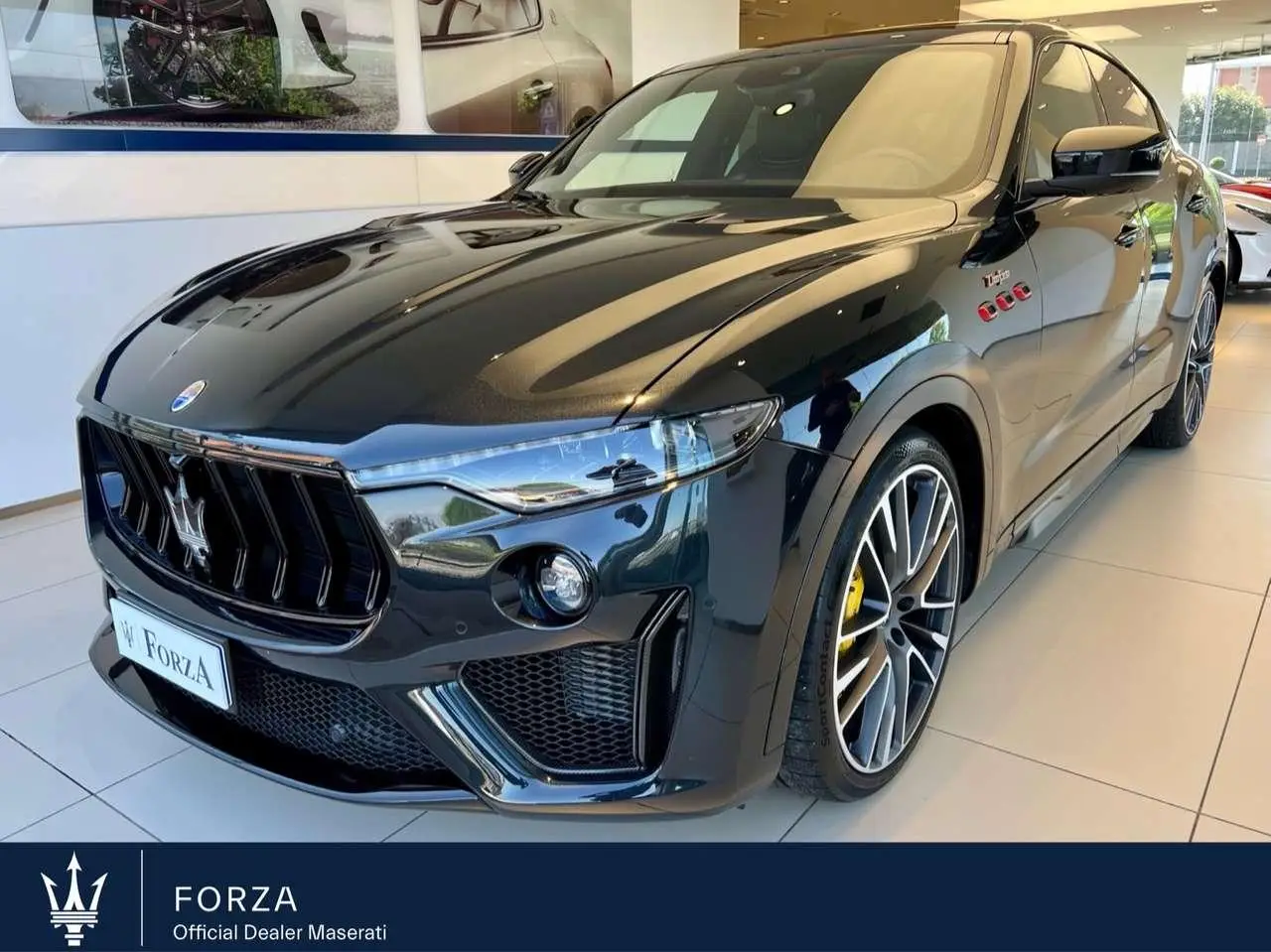 Photo 1 : Maserati Levante 2021 Petrol