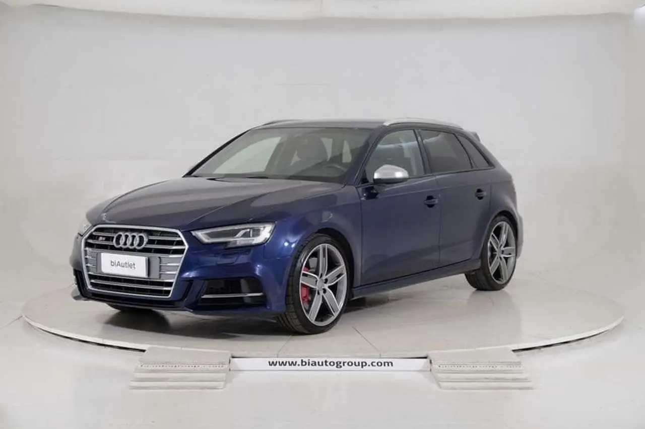 Photo 1 : Audi S3 2019 Essence