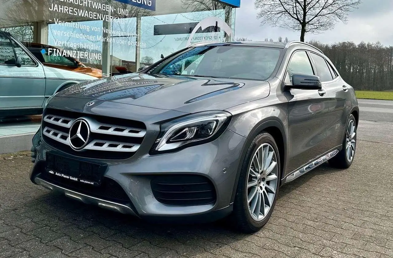 Photo 1 : Mercedes-benz Classe Gla 2019 Essence