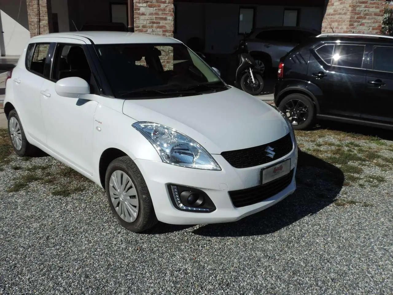 Photo 1 : Suzuki Swift 2016 Essence