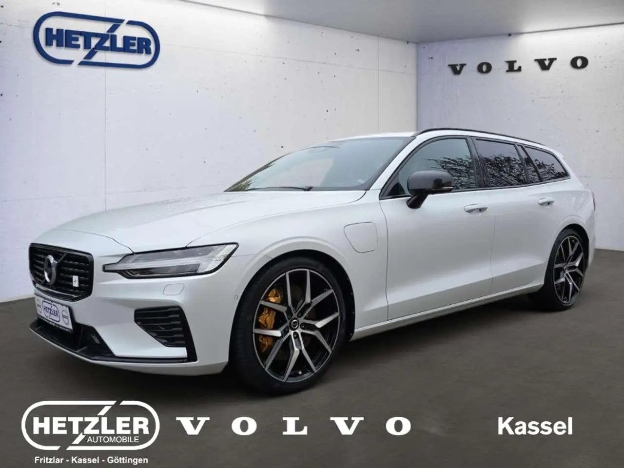 Photo 1 : Volvo V60 2020 Hybride