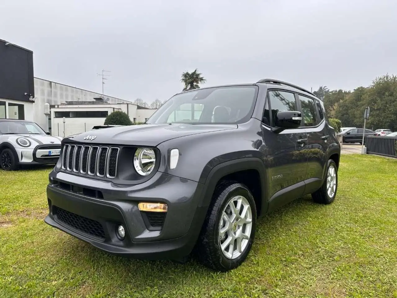 Photo 1 : Jeep Renegade 2024 Essence