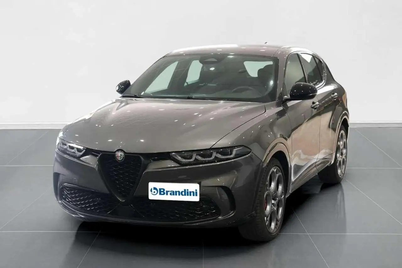 Photo 1 : Alfa Romeo Tonale 2023 Hybrid