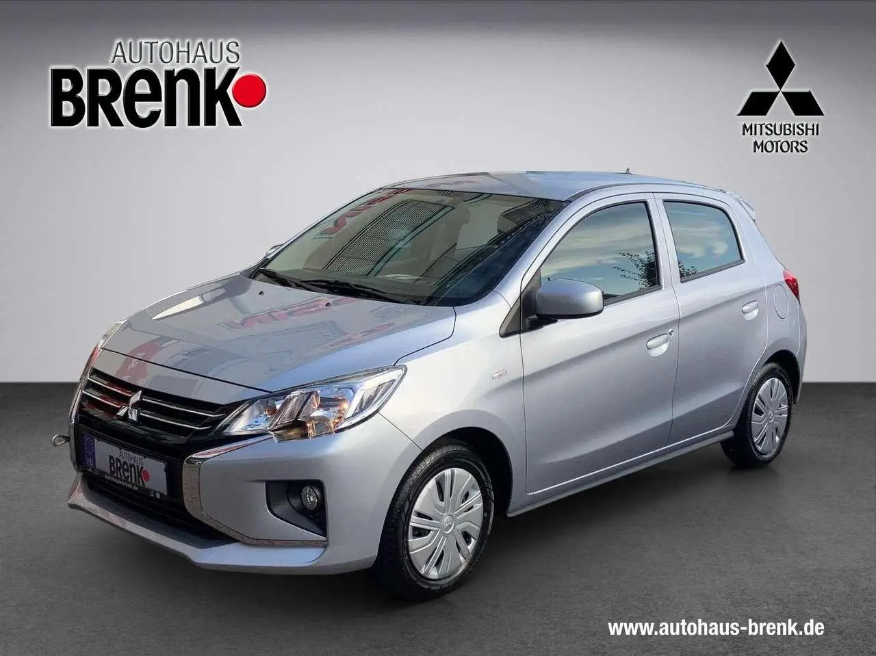 Photo 1 : Mitsubishi Space Star 2024 Petrol