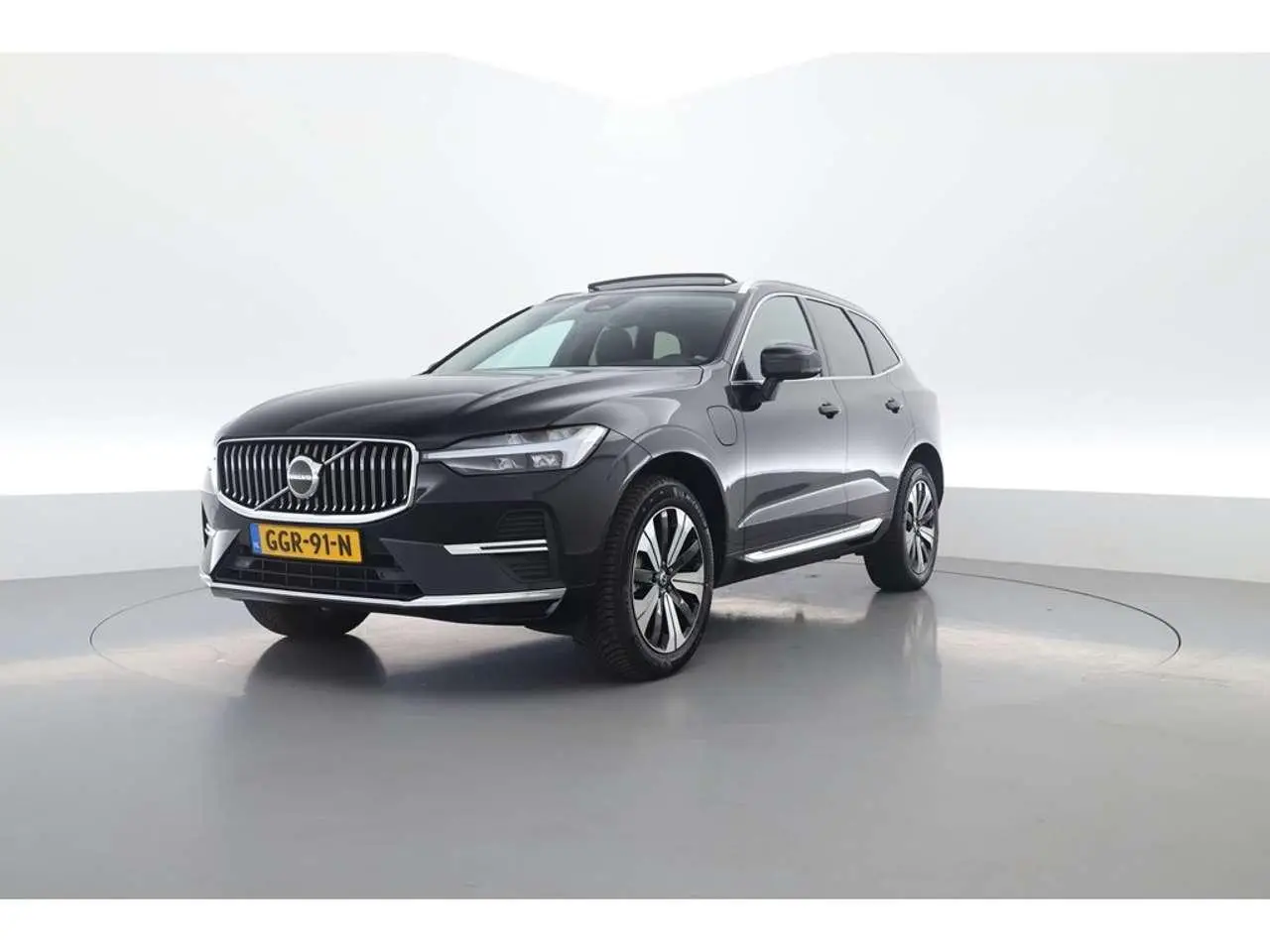 Photo 1 : Volvo Xc60 2023 Hybrid