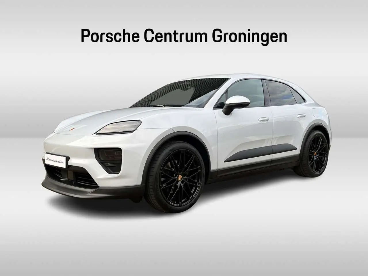 Photo 1 : Porsche Macan 2024 Electric