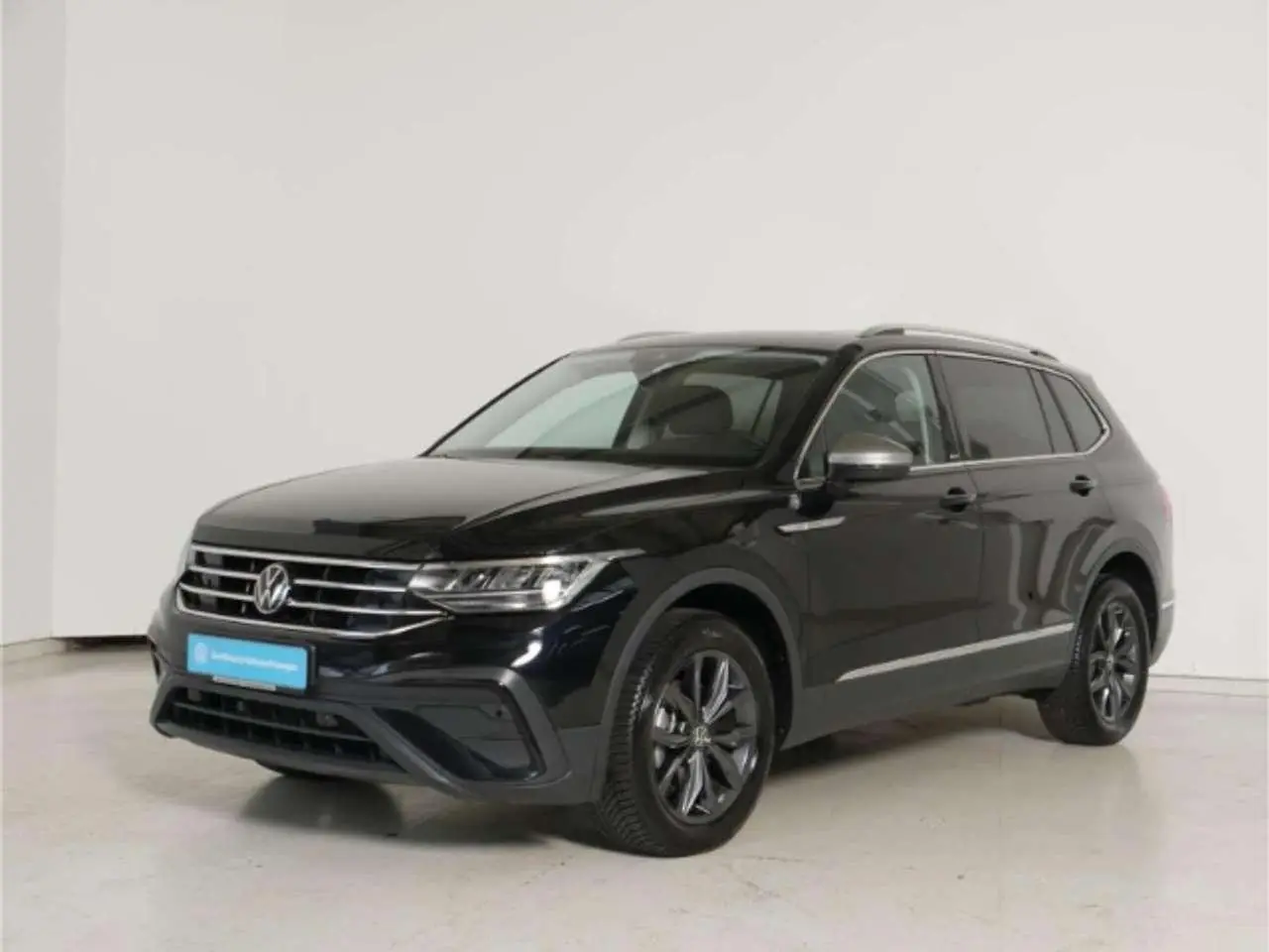 Photo 1 : Volkswagen Tiguan 2024 Essence