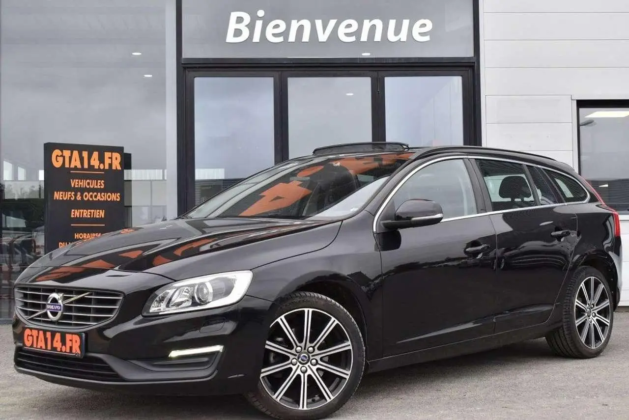 Photo 1 : Volvo V60 2017 Diesel