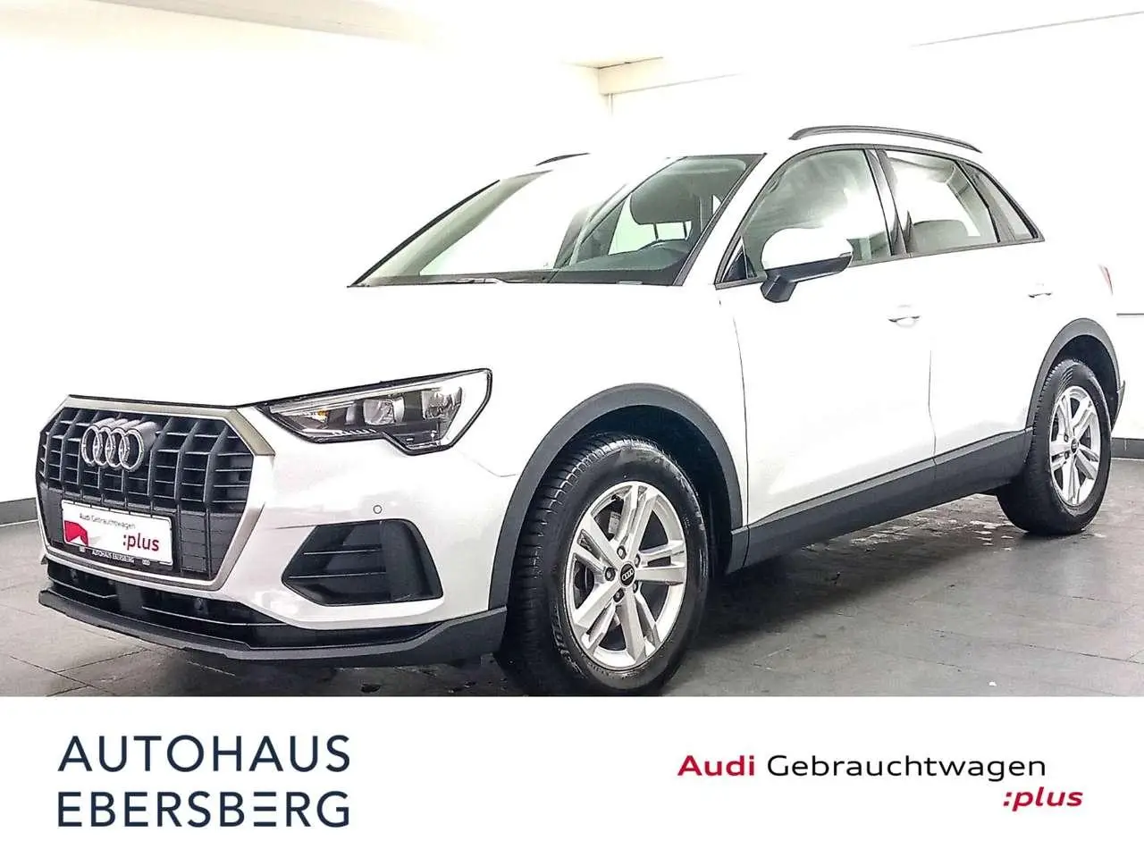 Photo 1 : Audi Q3 2022 Petrol