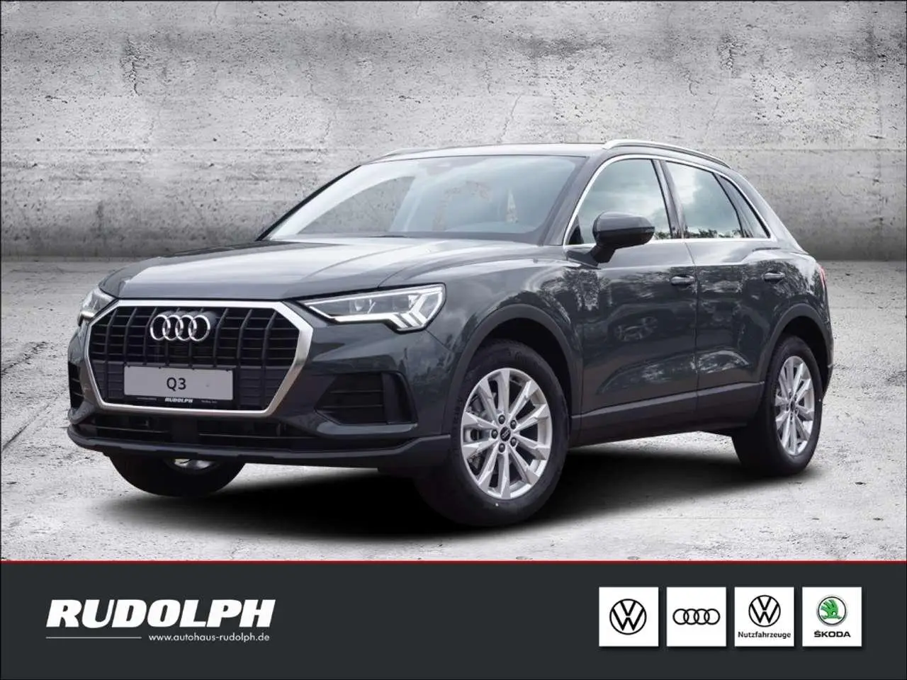 Photo 1 : Audi Q3 2024 Essence