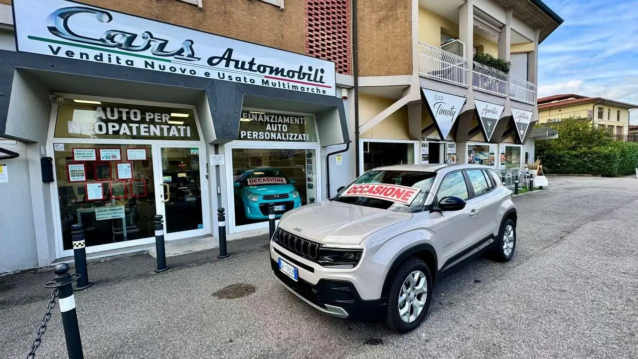 Photo 1 : Jeep Avenger 2023 Essence