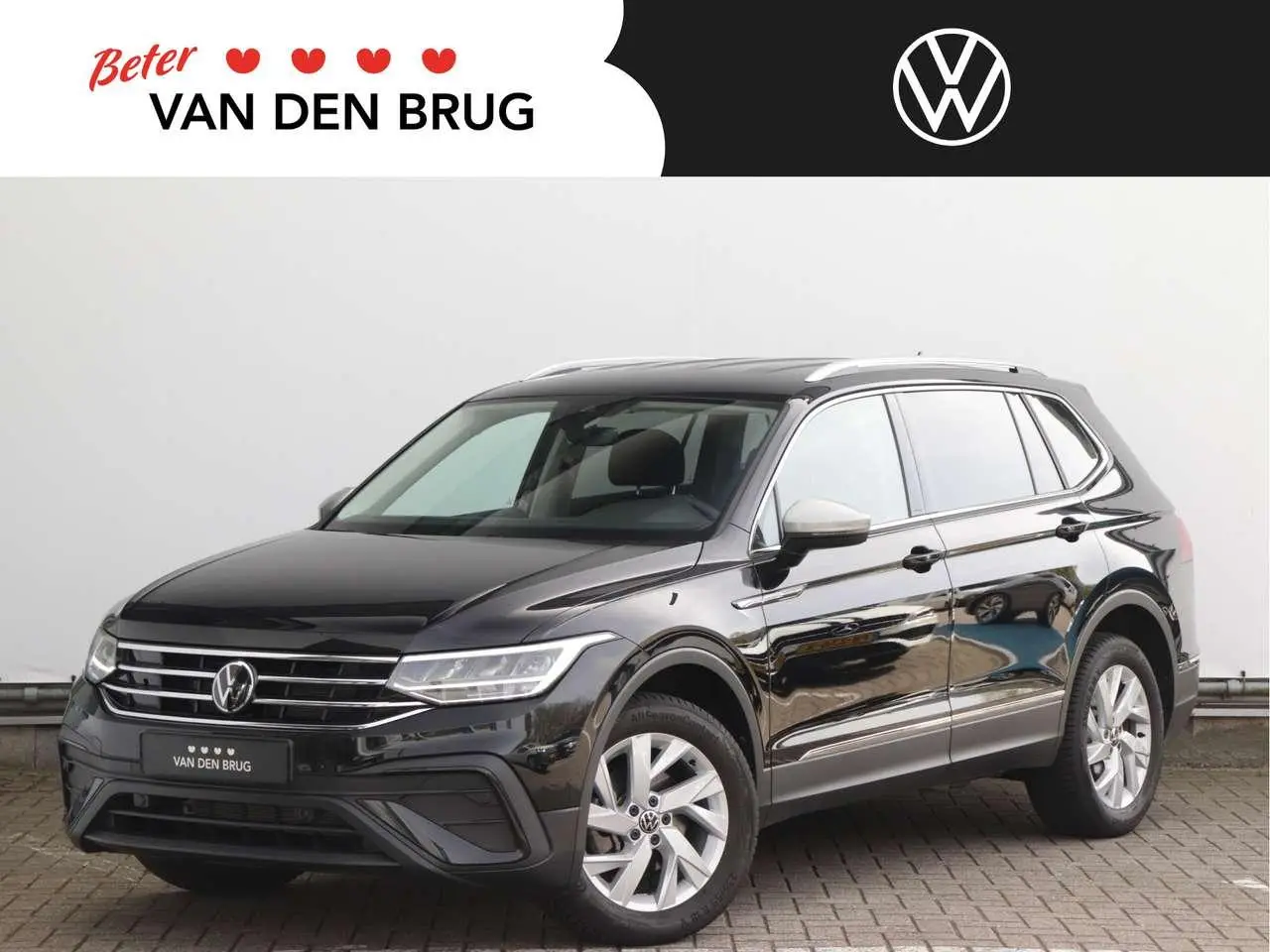 Photo 1 : Volkswagen Tiguan 2023 Essence