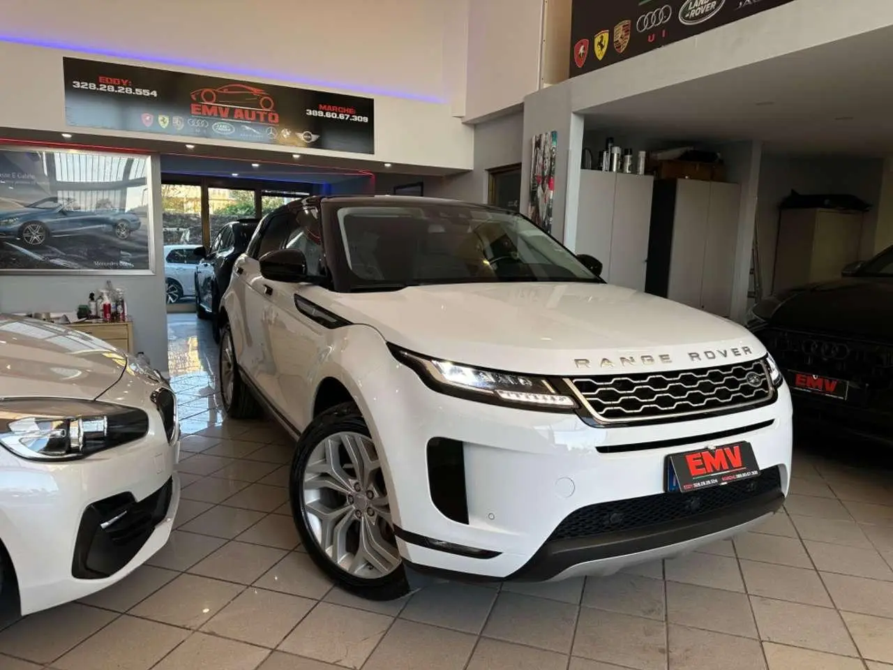 Photo 1 : Land Rover Range Rover Evoque 2020 Hybrid