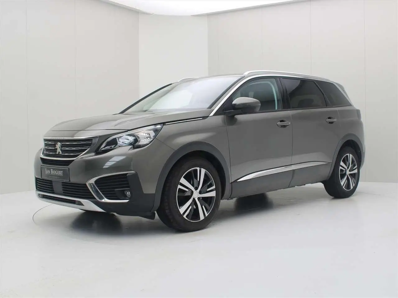 Photo 1 : Peugeot 5008 2020 Petrol