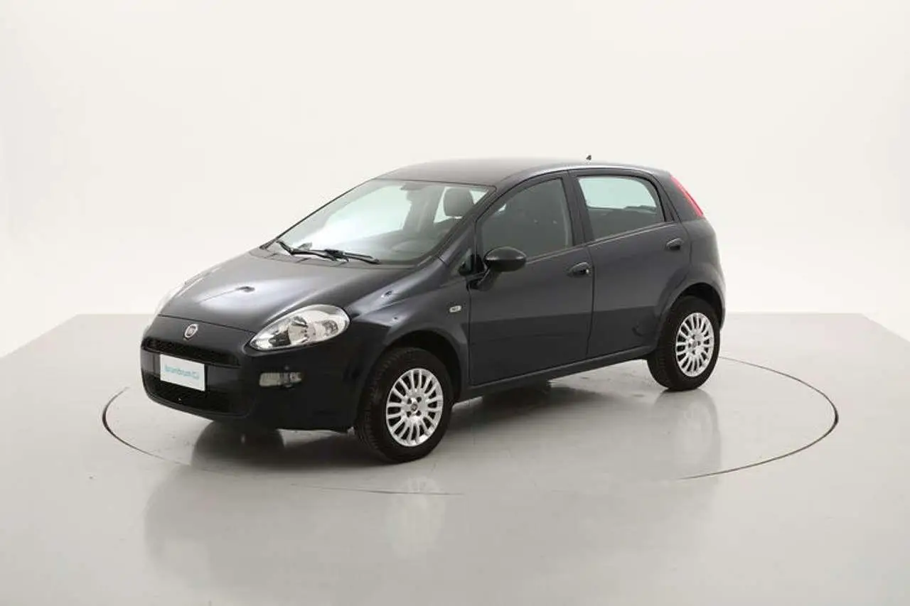 Photo 1 : Fiat Punto 2017 Autres