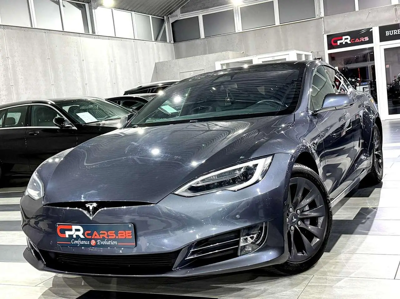 Photo 1 : Tesla Model S 2018 Électrique