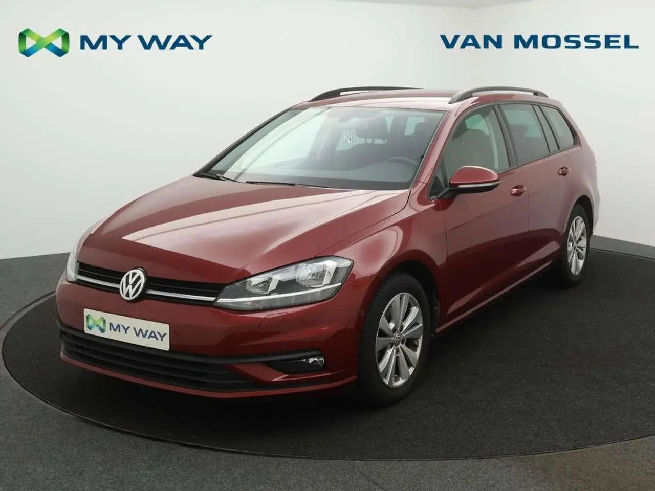 Photo 1 : Volkswagen Golf 2019 Petrol