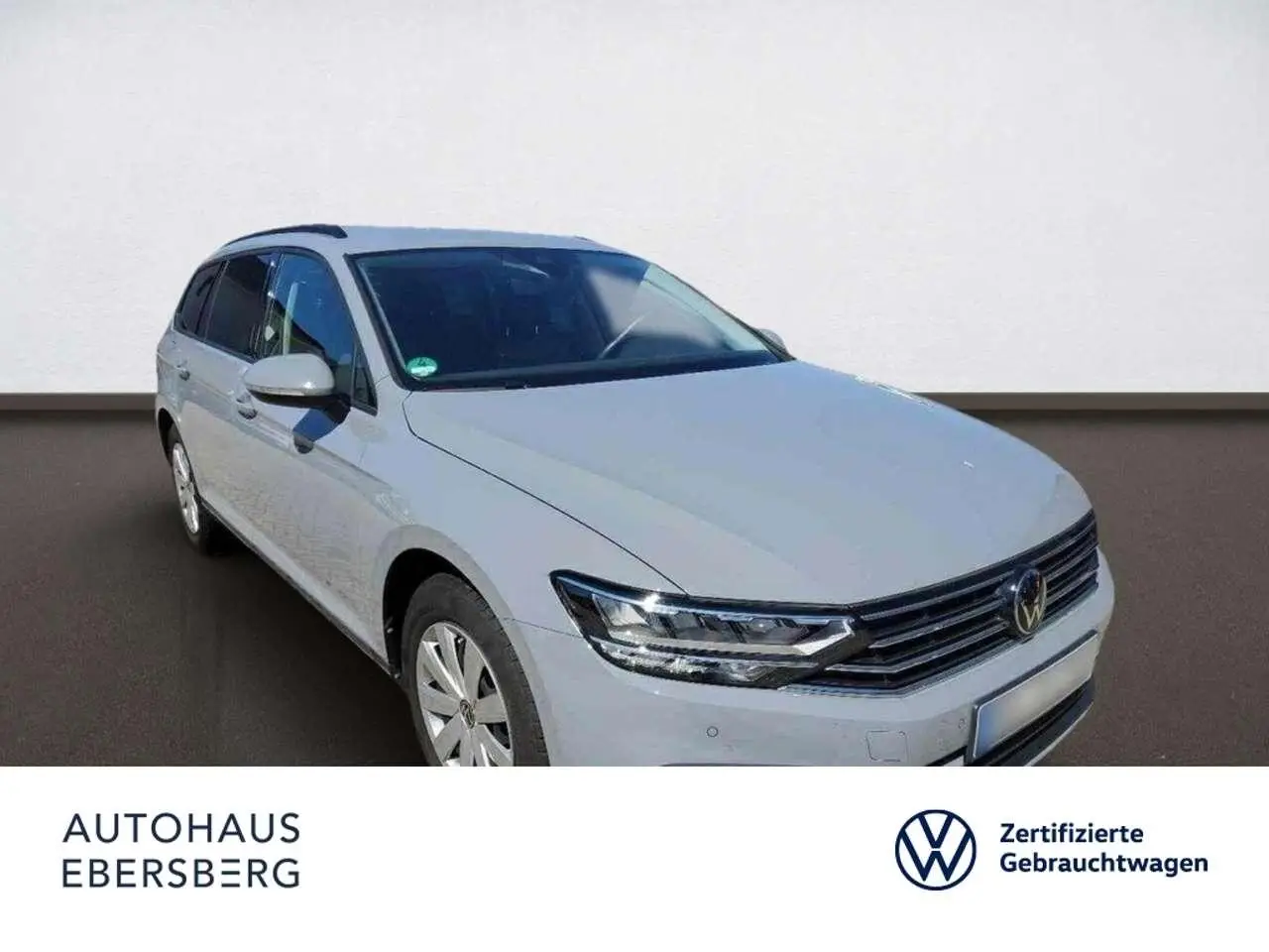 Photo 1 : Volkswagen Passat 2022 Petrol