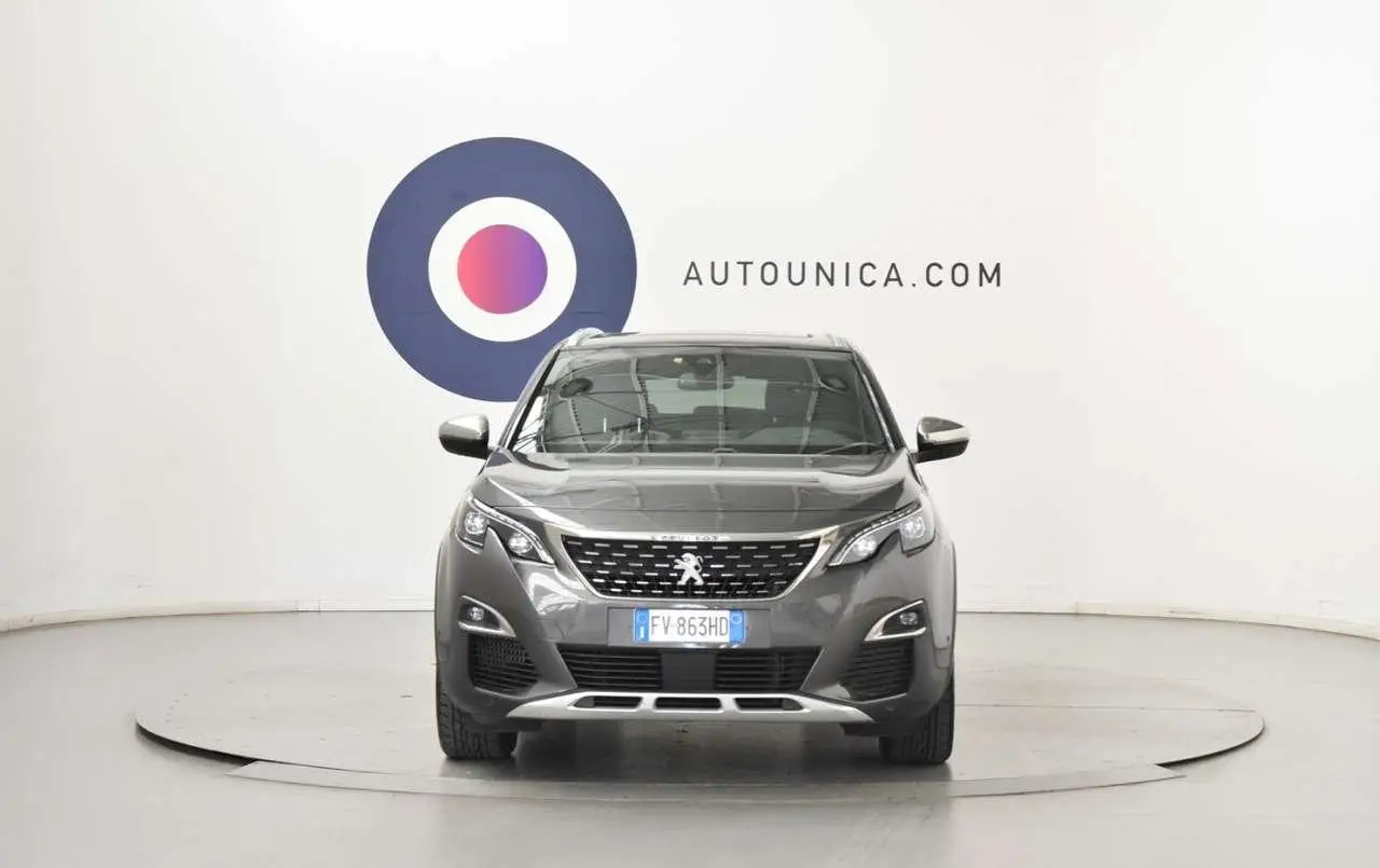 Photo 1 : Peugeot 3008 2019 Diesel