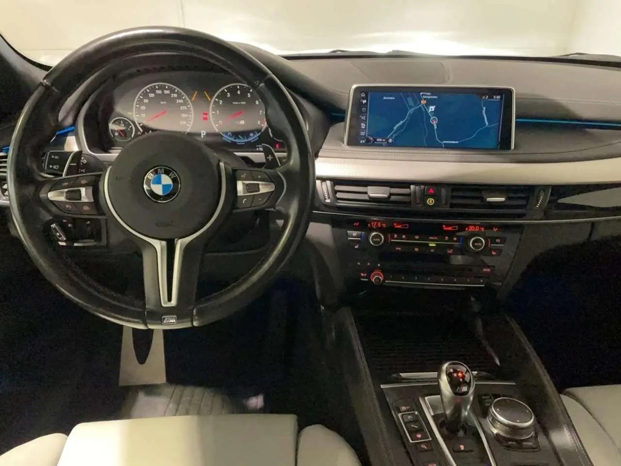 Photo 1 : Bmw X5 2017 Petrol