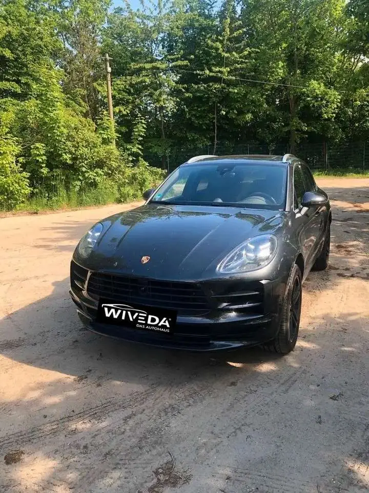 Photo 1 : Porsche Macan 2019 Essence