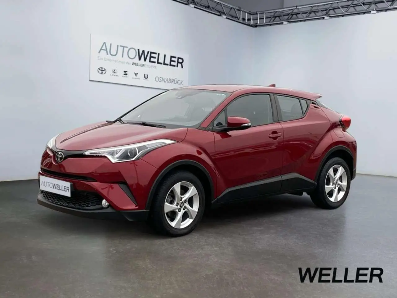 Photo 1 : Toyota C-hr 2017 Petrol