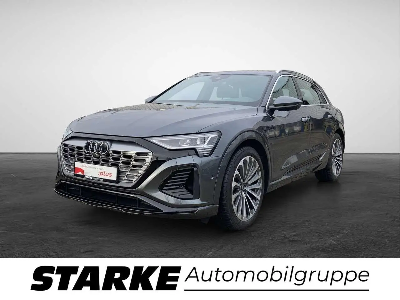 Photo 1 : Audi Q8 2023 Electric