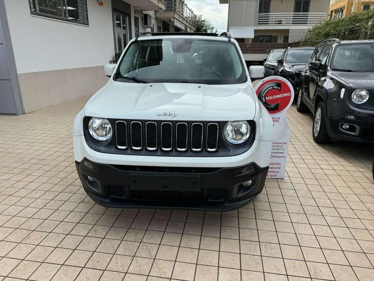 Photo 1 : Jeep Renegade 2015 Diesel