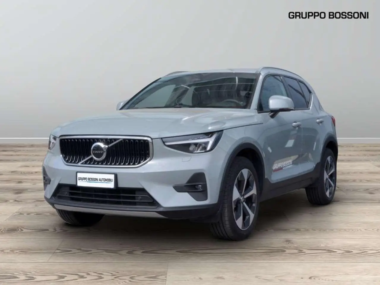 Photo 1 : Volvo Xc40 2023 Petrol