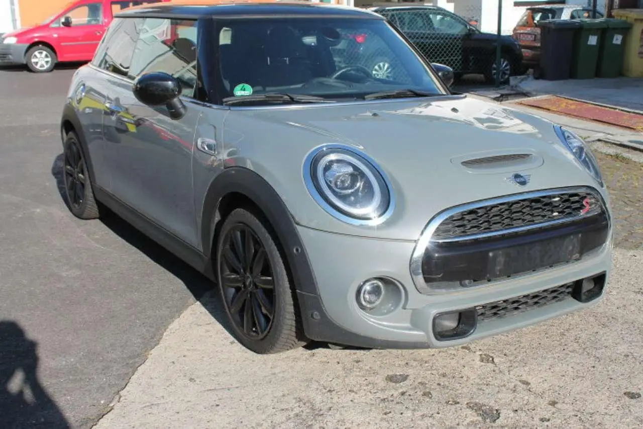 Photo 1 : Mini Cooper 2019 Petrol