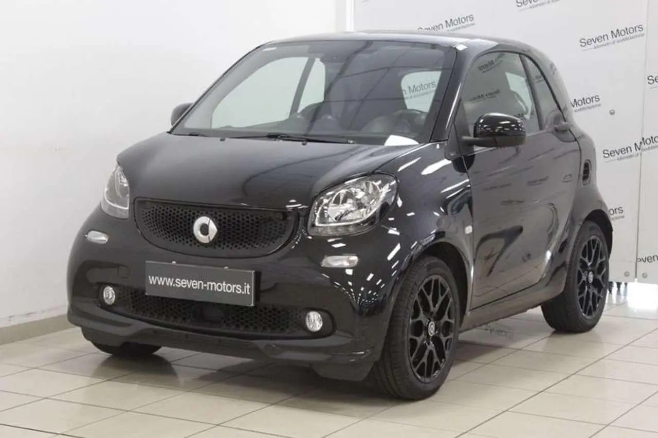 Photo 1 : Smart Fortwo 2019 Petrol