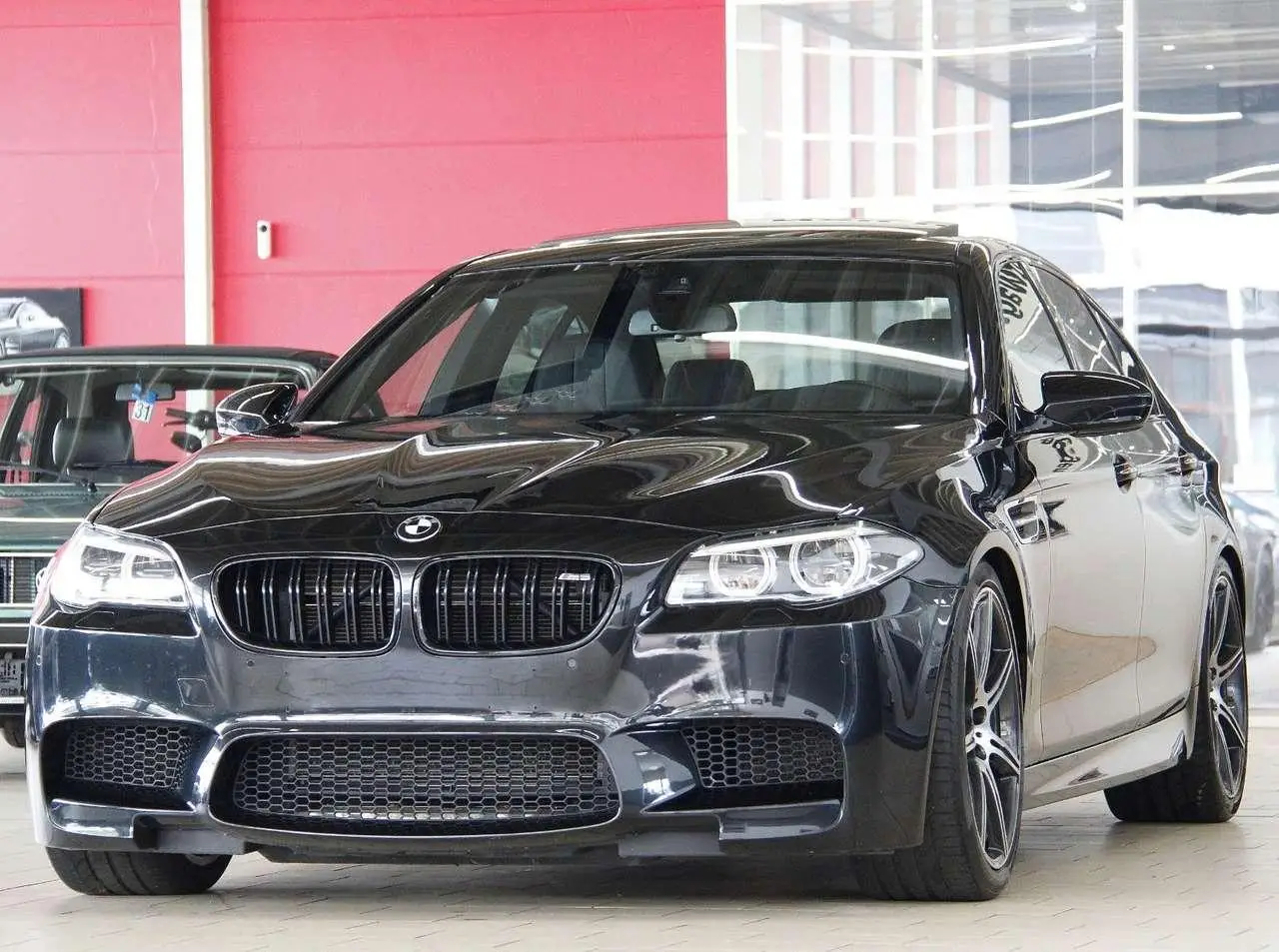 Photo 1 : Bmw M5 2017 Essence