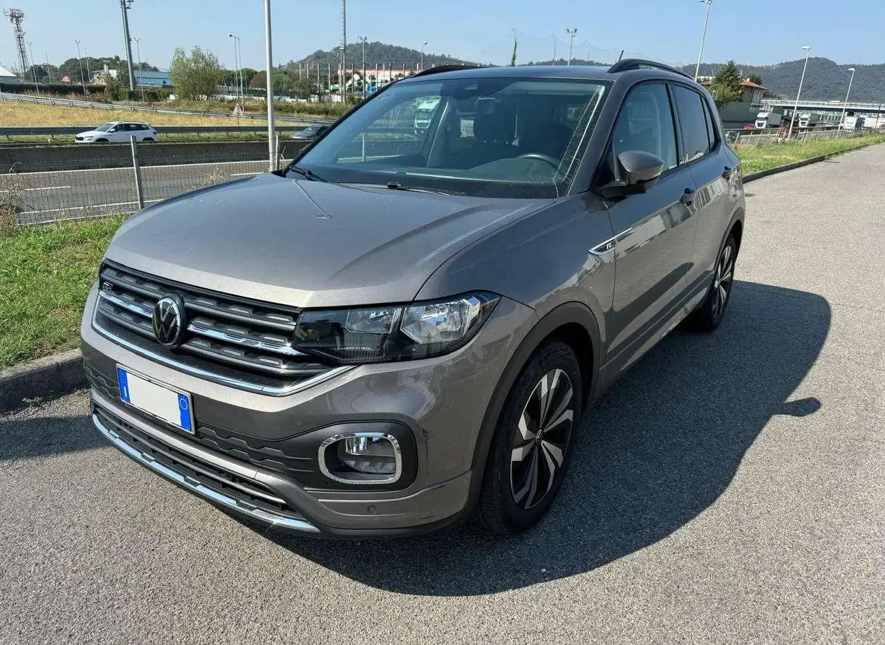 Photo 1 : Volkswagen T-cross 2021 Essence