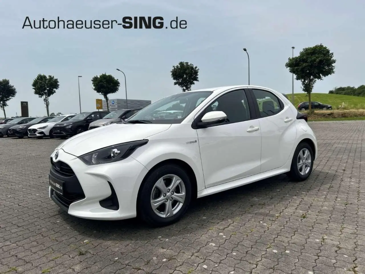 Photo 1 : Toyota Yaris 2021 Hybride