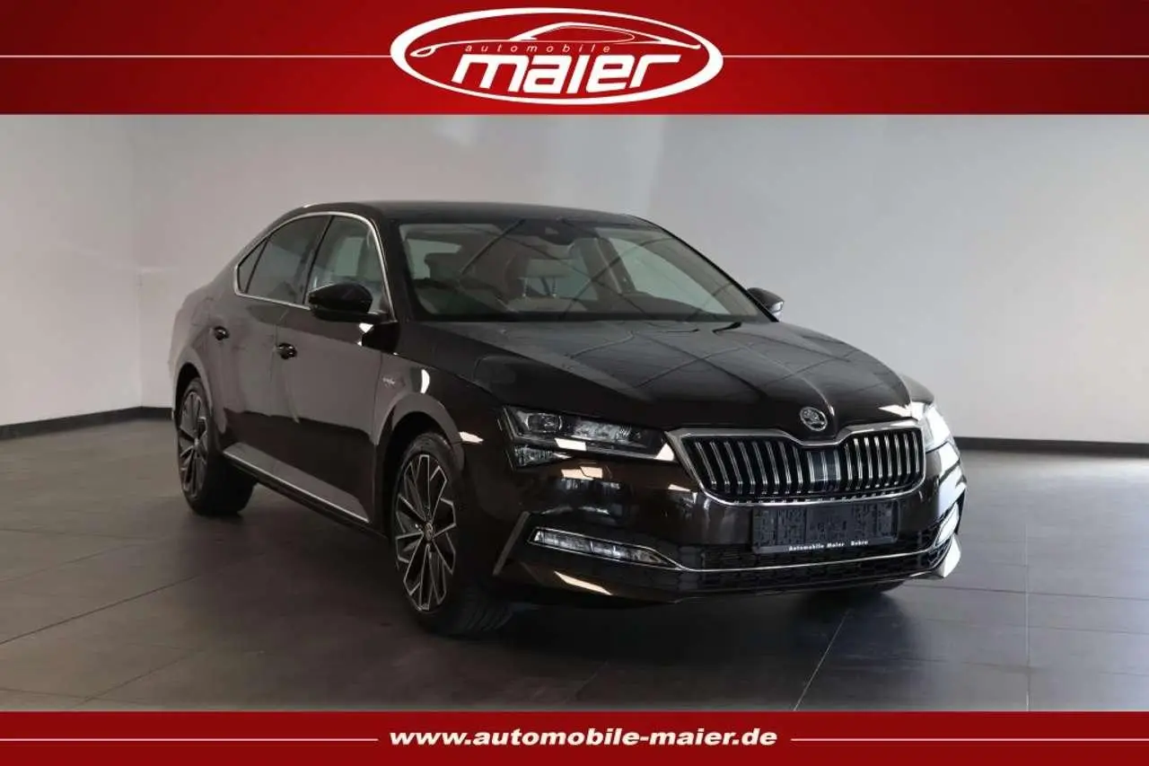 Photo 1 : Skoda Superb 2021 Petrol