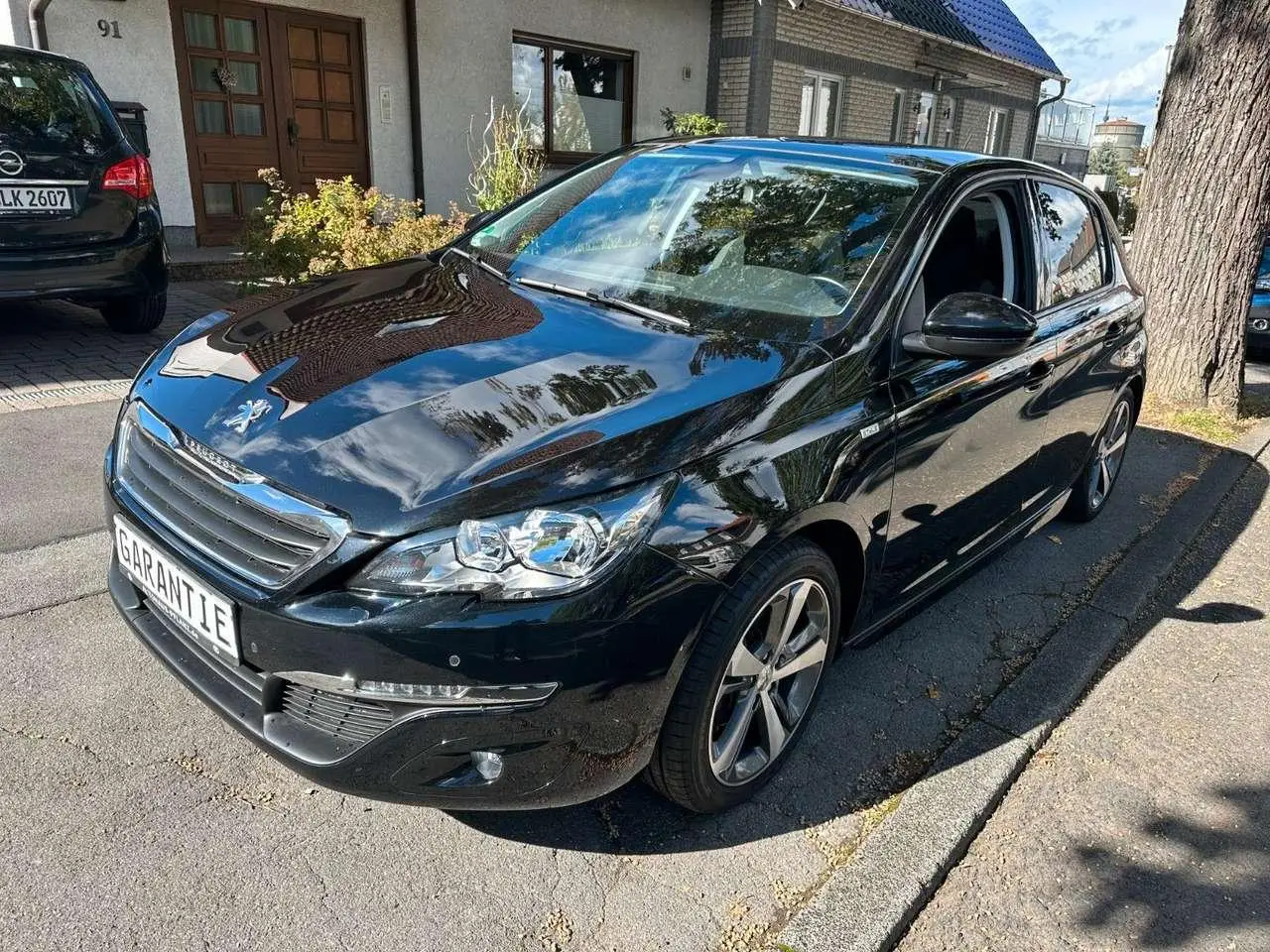 Photo 1 : Peugeot 308 2016 Petrol