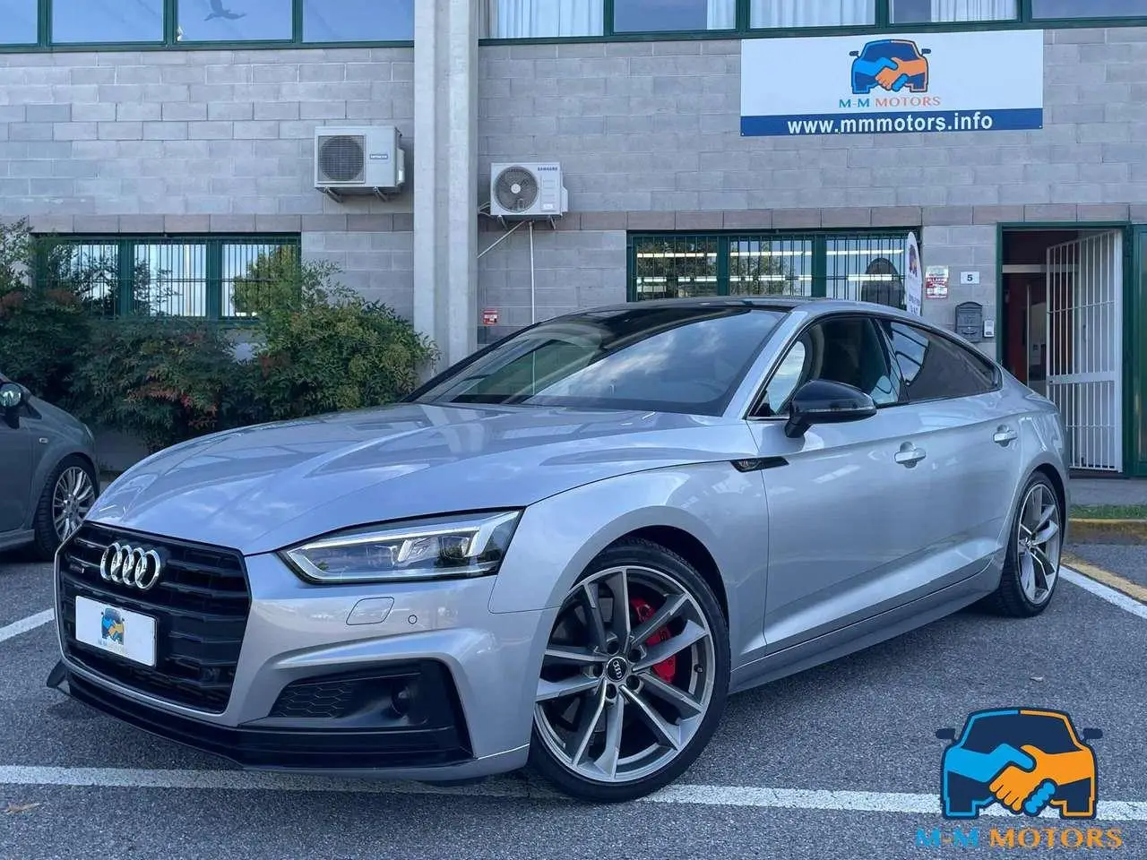 Photo 1 : Audi A5 2018 Hybride