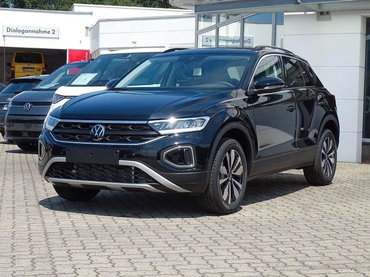 Photo 1 : Volkswagen T-roc 2024 Petrol