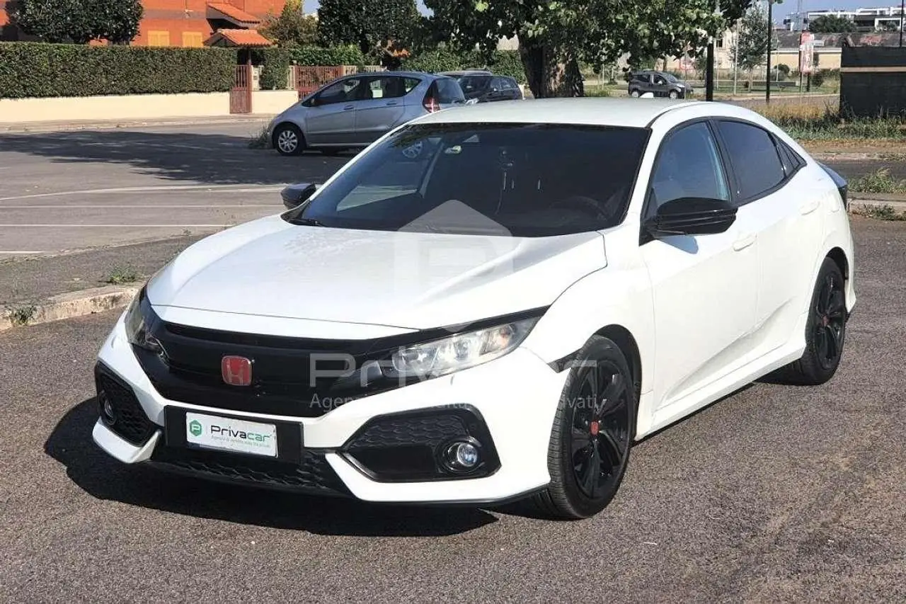 Photo 1 : Honda Civic 2018 Petrol