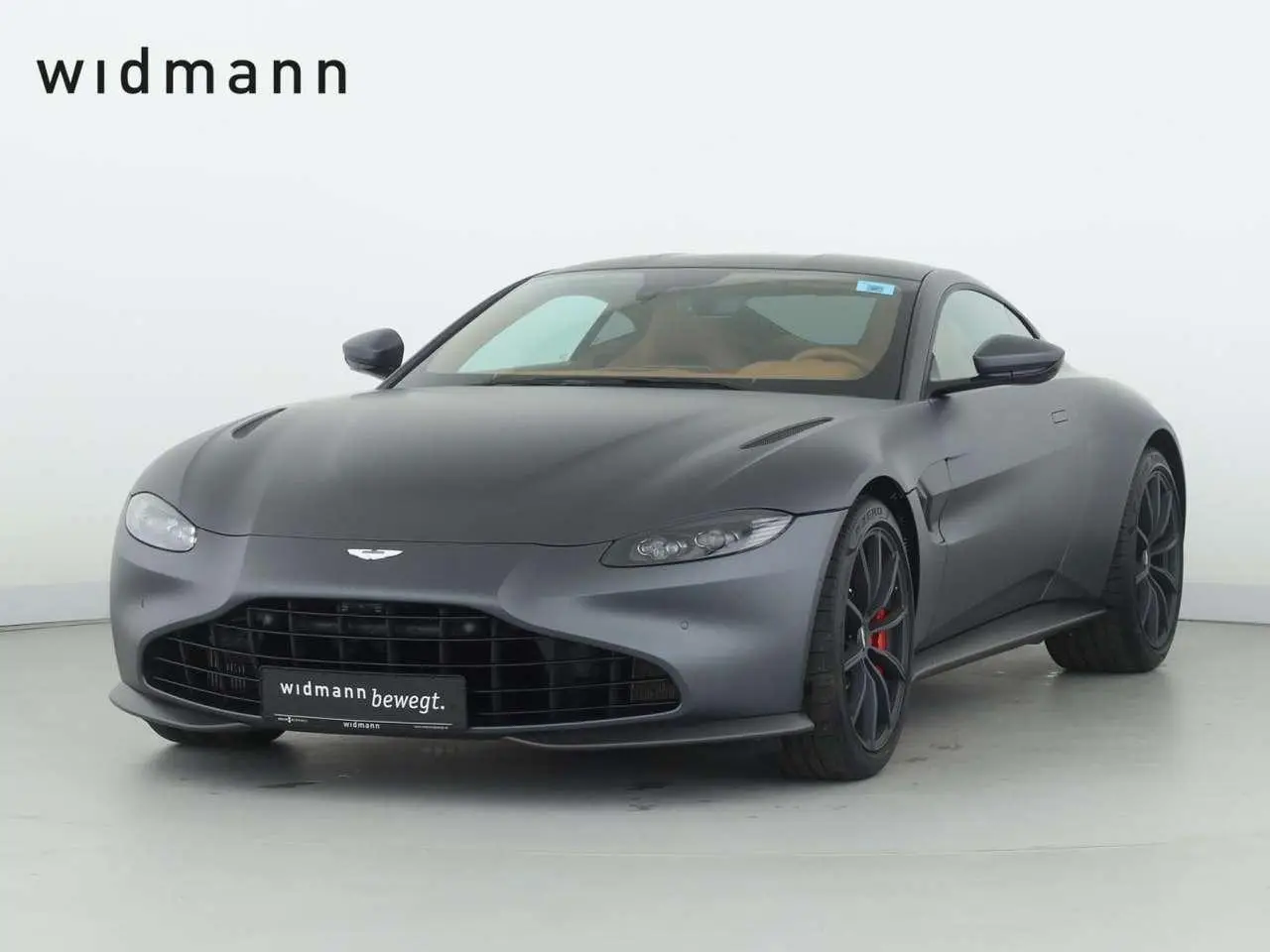 Photo 1 : Aston Martin V8 2022 Petrol