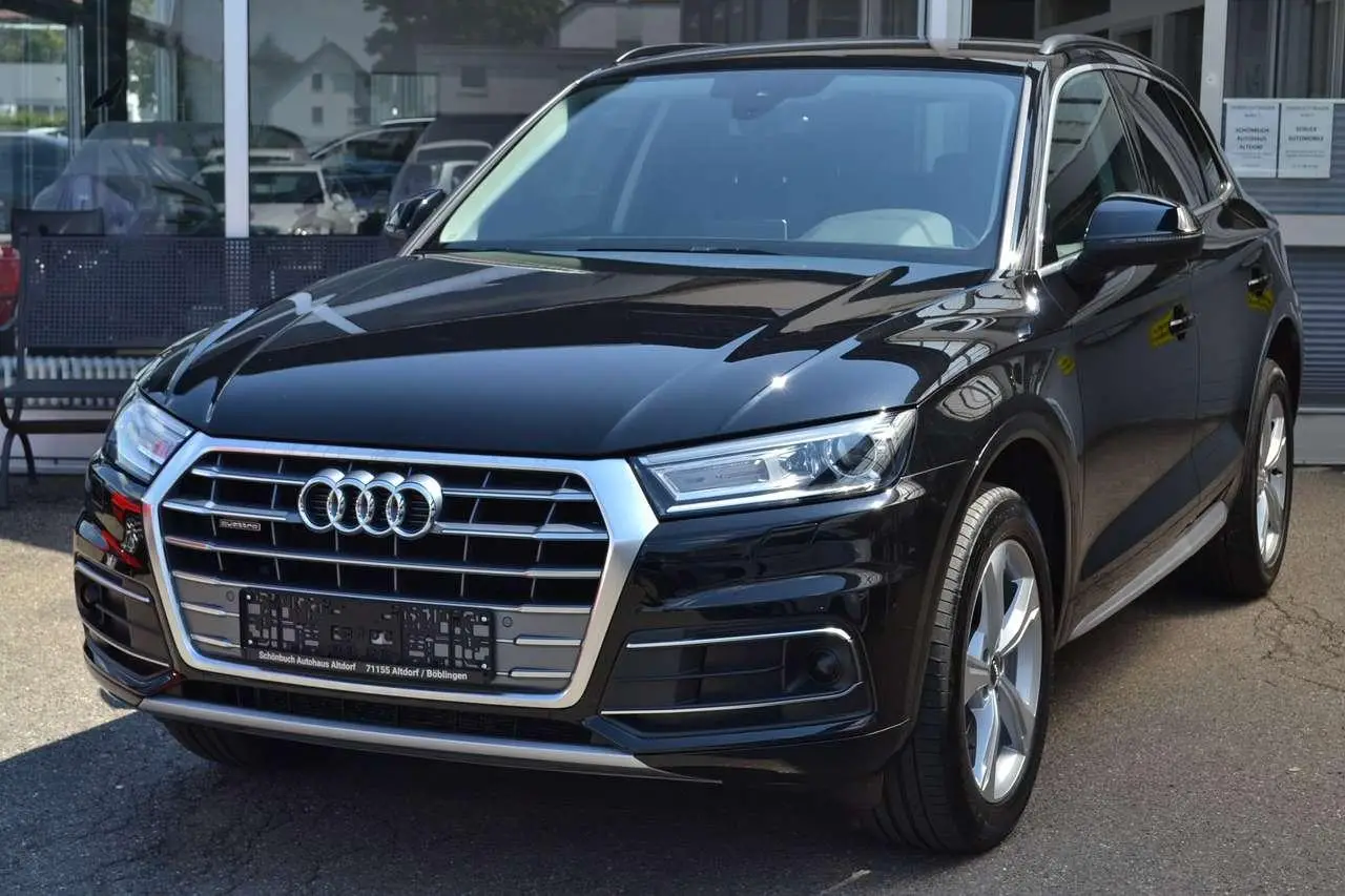 Photo 1 : Audi Q5 2020 Diesel