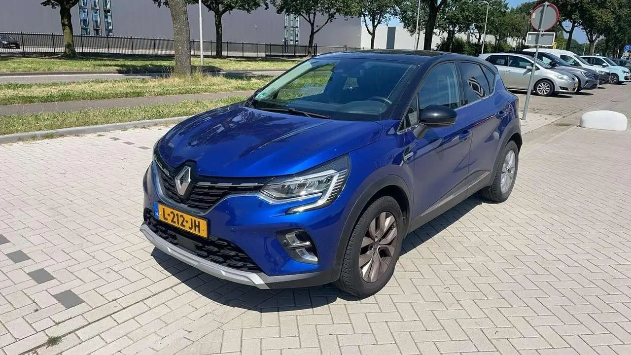 Photo 1 : Renault Captur 2021 Essence