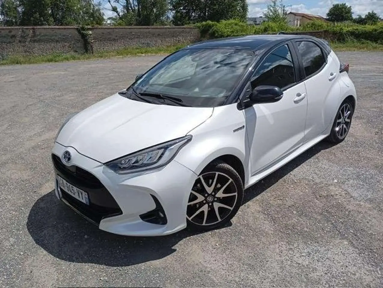 Photo 1 : Toyota Yaris 2021 Hybride