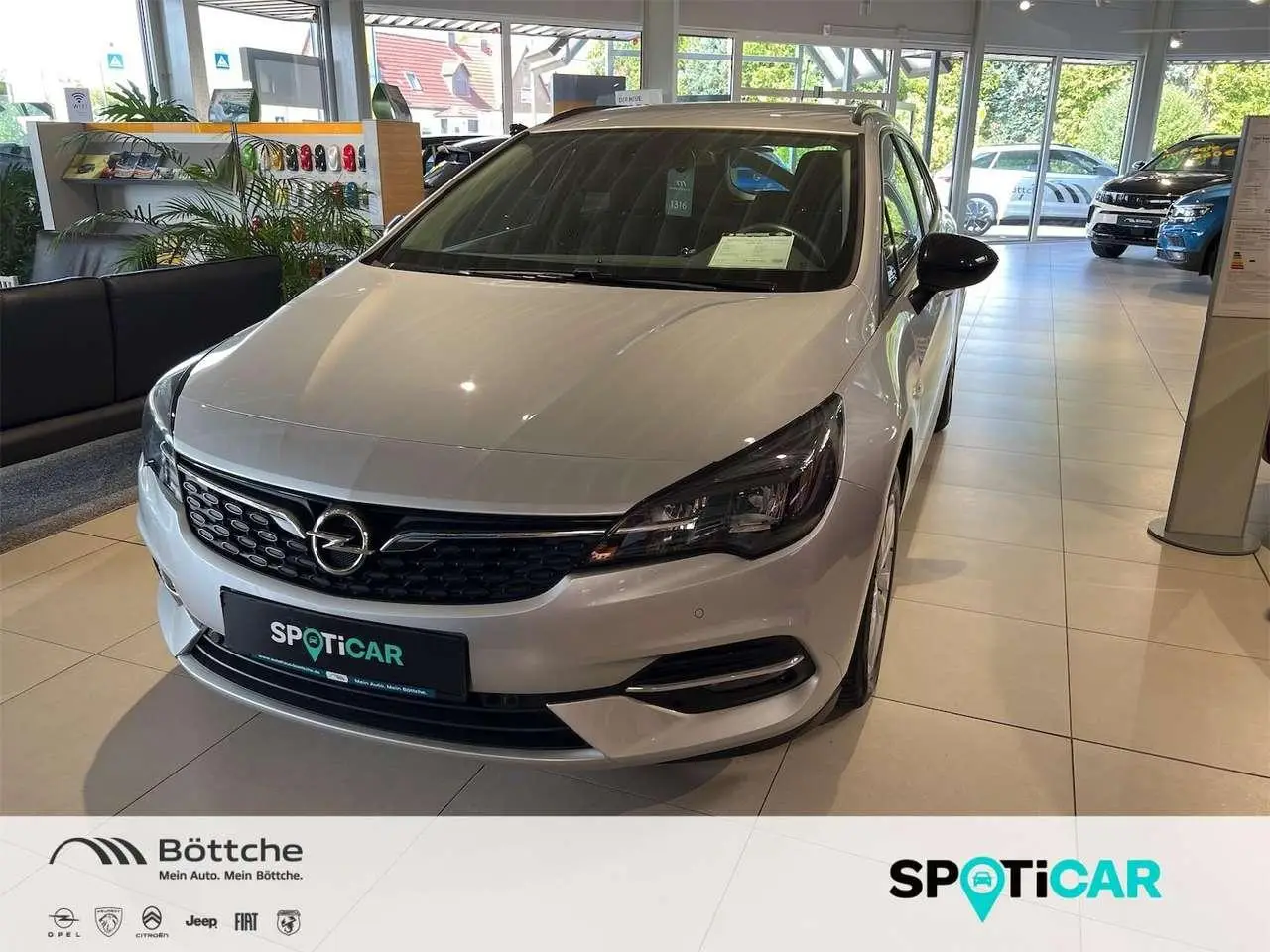 Photo 1 : Opel Astra 2021 Essence