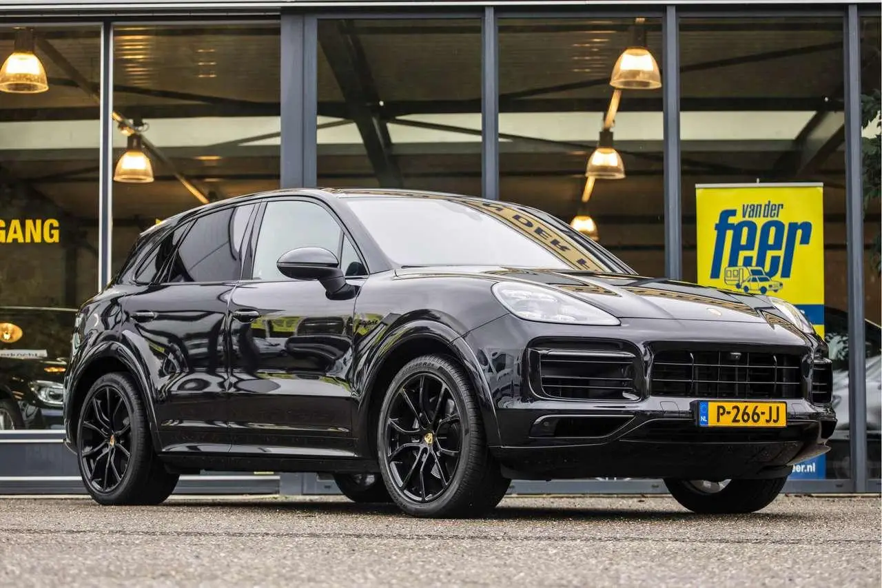 Photo 1 : Porsche Cayenne 2022 Hybrid