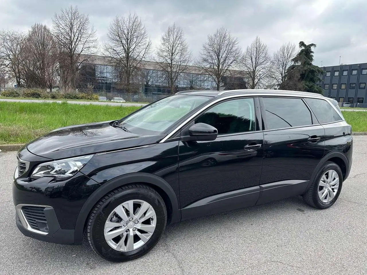 Photo 1 : Peugeot 5008 2018 Diesel