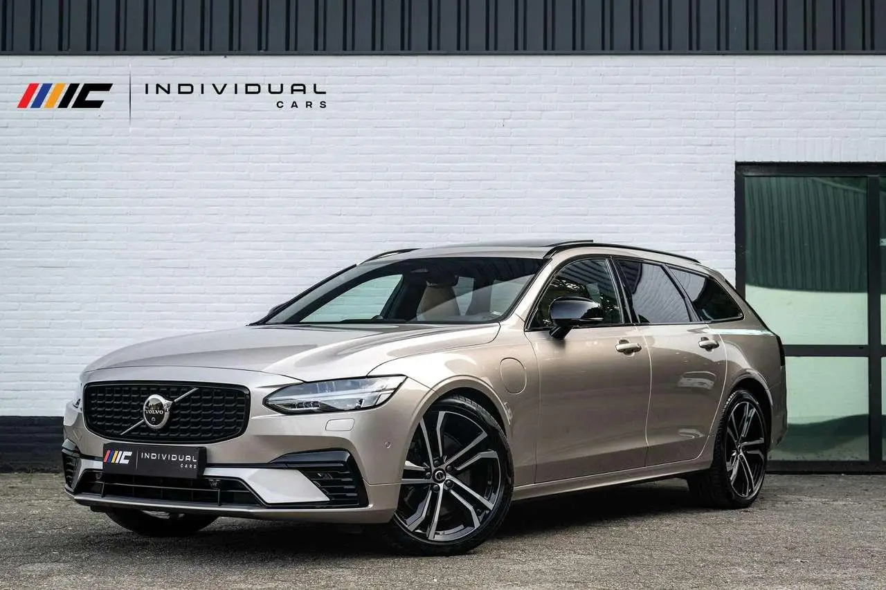 Photo 1 : Volvo V90 2023 Hybrid