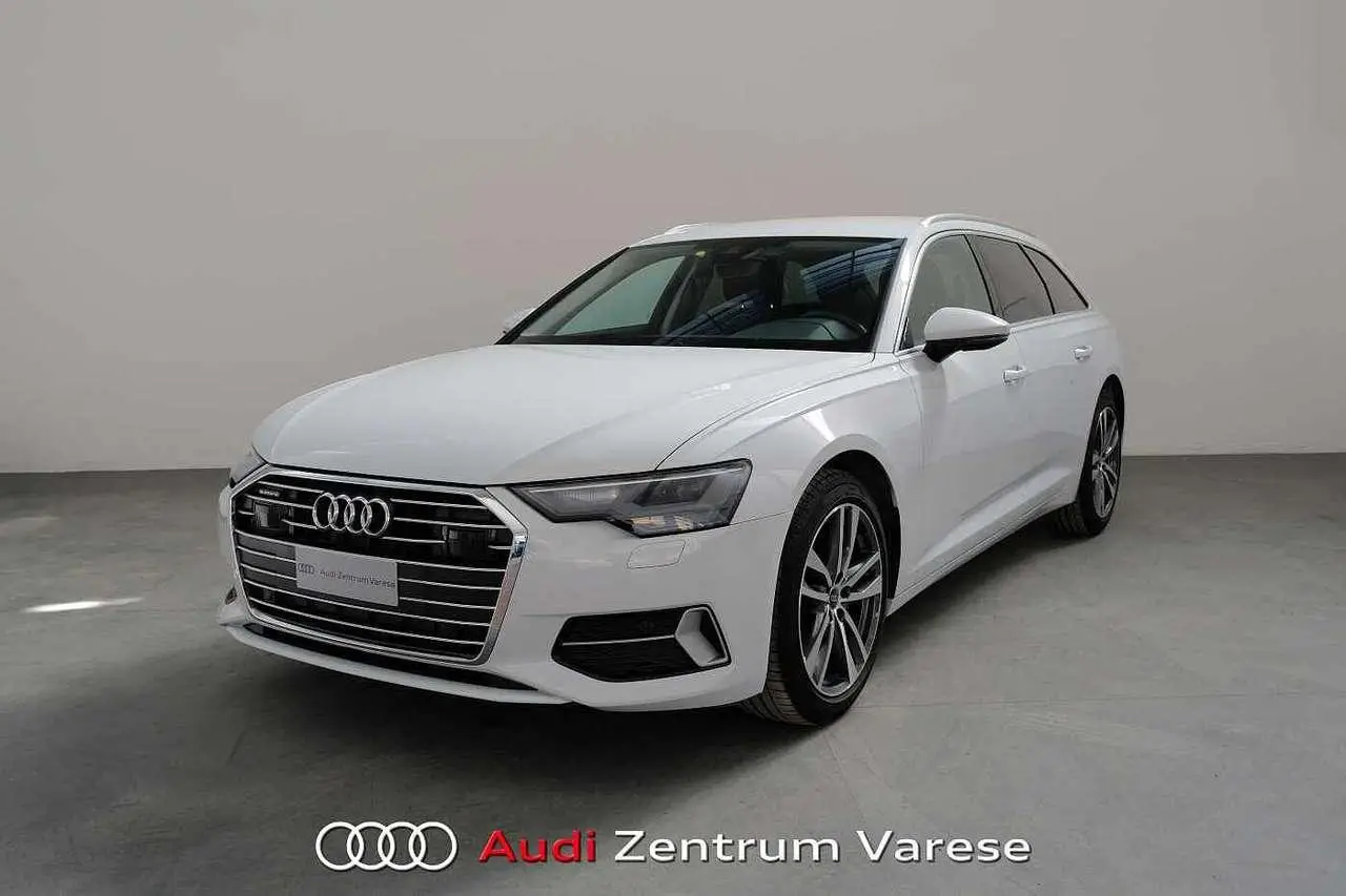 Photo 1 : Audi A6 2023 Hybrid